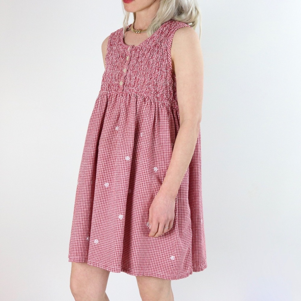 Vintage Gingham Dress / Sleeveless Smocked Baby Doll Mini / 90's Shift S/M